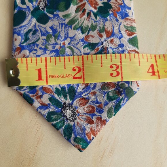 Tradizoni Silk Tie - Picture 3 of 5